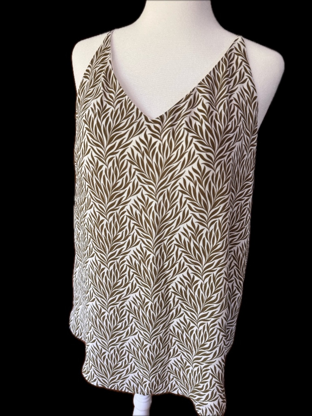 LOFT Leaf Print Sleeveless Blouse Ivory Brown V-Neck Tank Top L